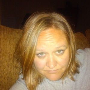 Meet your Posher, Dara